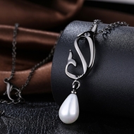 Picture of Custom Made Gunmetel Plated Venetian Pearl Necklaces & Pendants