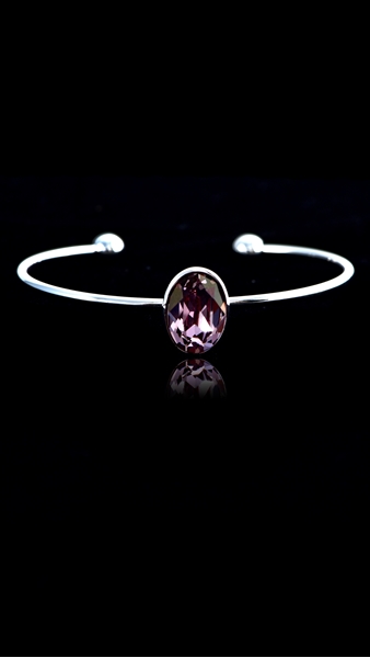 Picture of Exquisite Platinum Plated Swarovski Element Bangles