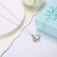 Picture of Brand New Colorful Fashion Pendant Necklace with SGS/ISO Certification