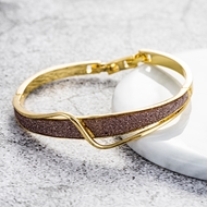 Picture of New Medium Gold Plated Fashion Bangle