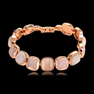 Picture of Unusual Big Dubai Fashion Bracelet