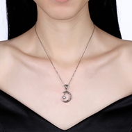 Picture of Recommended Platinum Plated Fashion Pendant Necklace from Top Designer