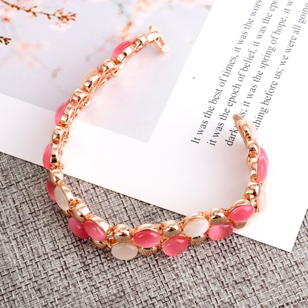 Picture of Zinc Alloy Classic Fashion Bracelet with Unbeatable Quality