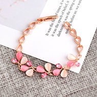 Picture of Zinc Alloy Rose Gold Plated Fashion Bracelet at Super Low Price