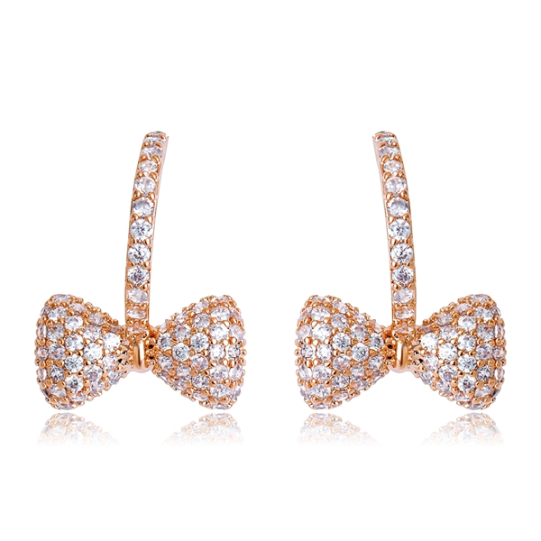 Picture of Delicate Cubic Zirconia Stud Earrings with Speedy Delivery