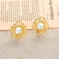 Show details for Hot Selling Gold Plated Zinc Alloy Stud Earrings from Top Designer