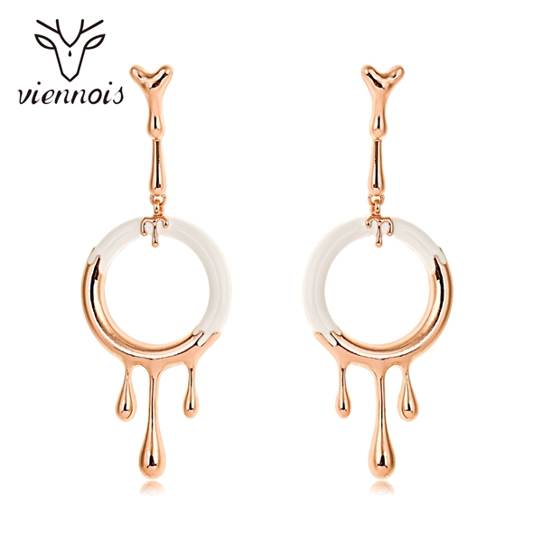 Picture of Distinctive White Classic Dangle Earrings with Low MOQ