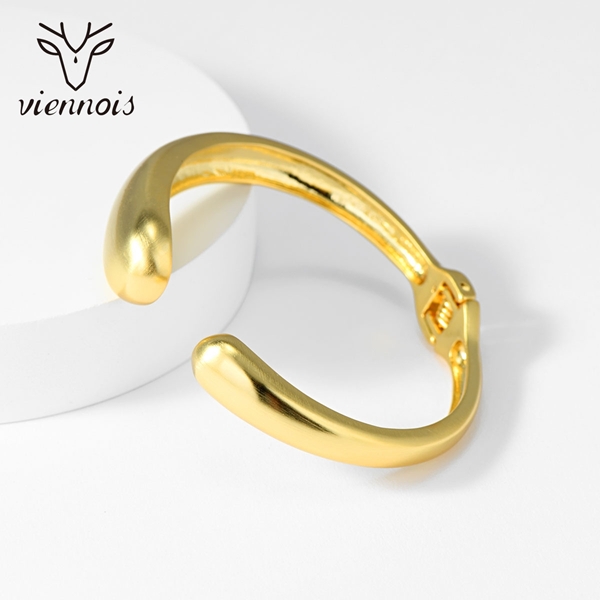 Picture of Good Medium Gold Plated Fashion Bangle