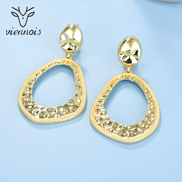 Picture of Fashionable Dubai Zinc Alloy Dangle Earrings Wholesale Price