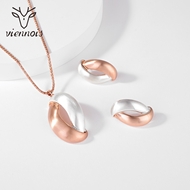 Picture of Zinc Alloy Casual Necklace and Earring Set with Full Guarantee