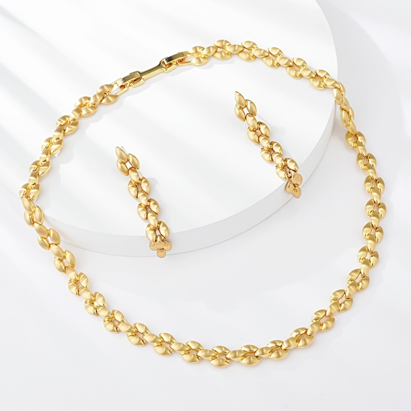 Picture of Unusual Dubai Gold Plated 2 Piece Jewelry Set