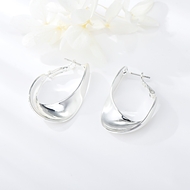 Picture of Dubai Zinc Alloy Small Hoop Earrings with Fast Shipping