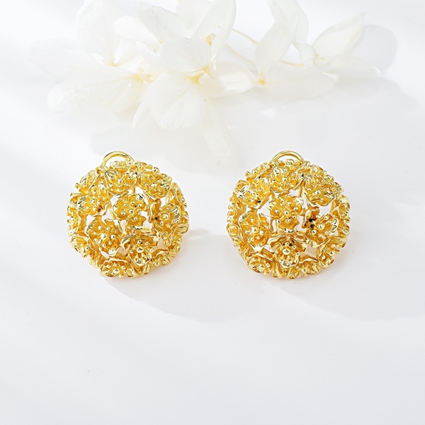 Picture of Zinc Alloy Medium Stud Earrings in Exclusive Design