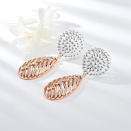 Picture of Low Price Zinc Alloy Big Dangle Earrings Direct from Factory