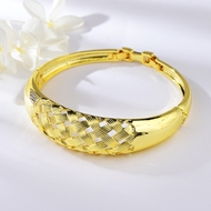 Picture of Unusual Dubai Zinc Alloy Fashion Bangle