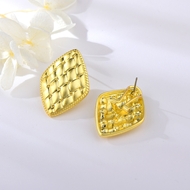 Picture of Distinctive Gold Plated Zinc Alloy Big Stud Earrings with Low MOQ