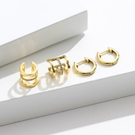 Picture of Staple Medium Delicate Small Hoop Earrings