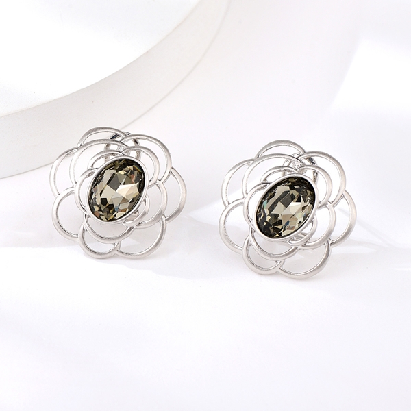 Picture of Classic Zinc Alloy Stud Earrings with Fast Delivery