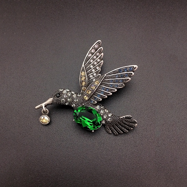 Picture of Famous Swarovski Element Green Brooche