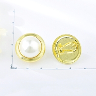 Picture of Origninal Medium Classic Stud Earrings