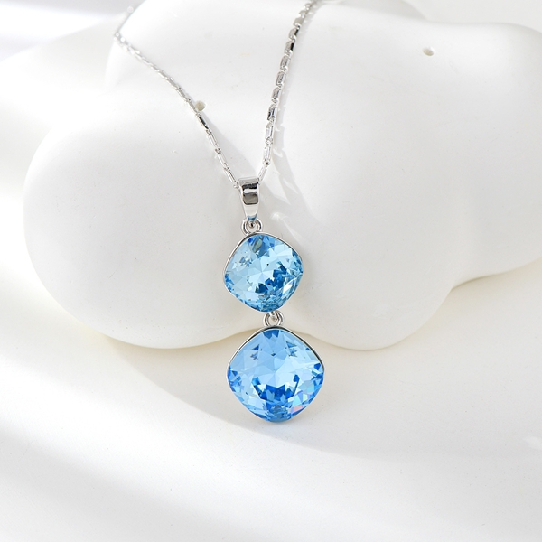 Picture of Buy Platinum Plated Blue Pendant Necklace with Wow Elements