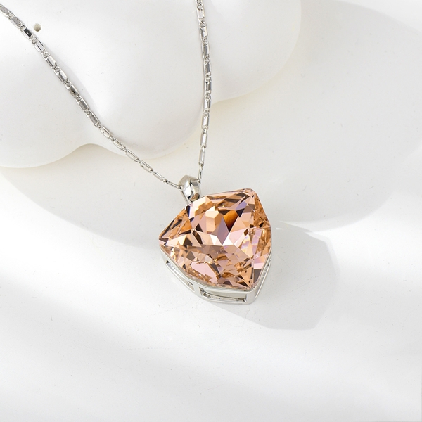 Picture of Zinc Alloy Orange Pendant Necklace in Flattering Style