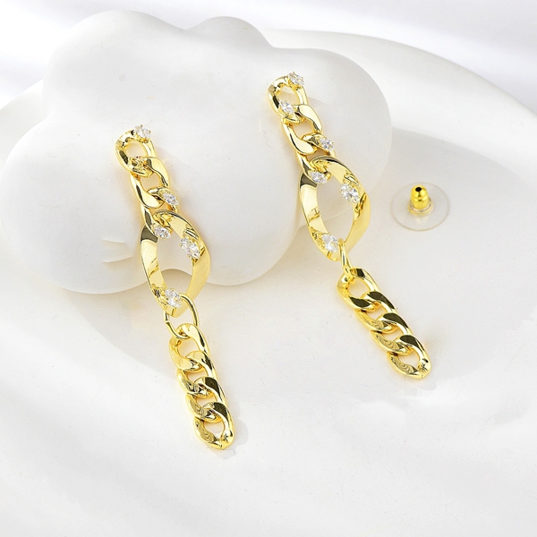 Picture of Luxury White Dangle Earrings for Ladies