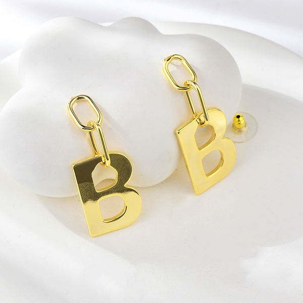 Picture of Luxury Gold Plated Dangle Earrings with Worldwide Shipping