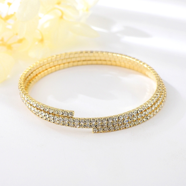 Picture of Impressive White Medium Fashion Bangle with Low MOQ