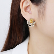 Picture of Low Price Gold Plated Copper or Brass Big Stud Earrings from Trust-worthy Supplier