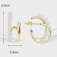 Picture of Designer Gold Plated Delicate Stud Earrings with No-Risk Return