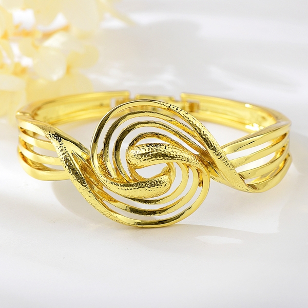 Picture of Brand New Gold Plated Dubai Fashion Bangle with Full Guarantee