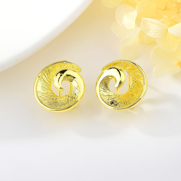 Picture of Sparkly Dubai Zinc Alloy Stud Earrings