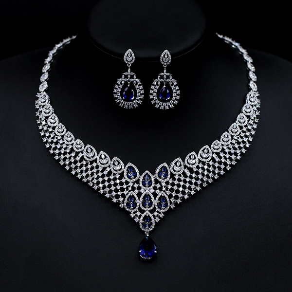 Picture of Big Cubic Zirconia 2 Piece Jewelry Set of Original Design