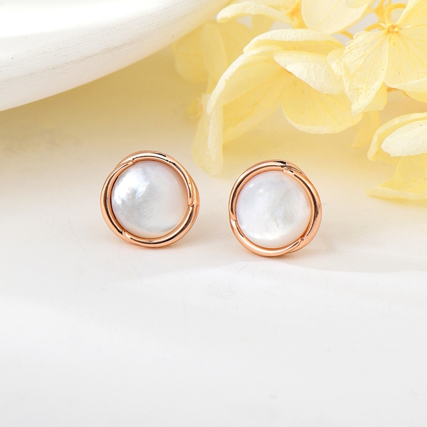 Picture of Latest Small Classic Stud Earrings