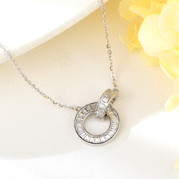 Picture of Wholesale Platinum Plated Small Pendant Necklace with No-Risk Return