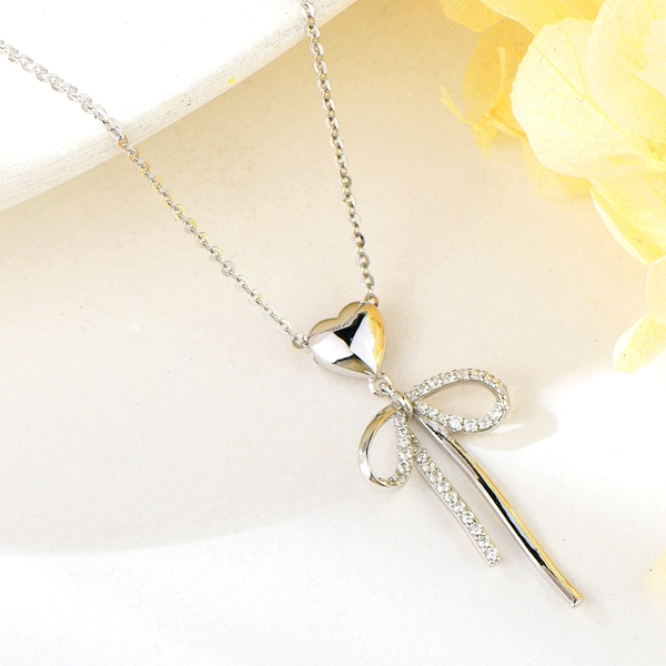 Picture of Top Cubic Zirconia Platinum Plated Pendant Necklace