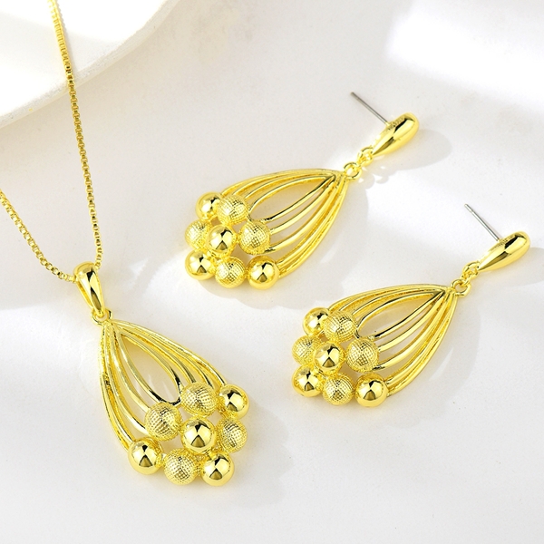 Picture of Sparkling Dubai Gold Plated 2 Piece Jewelry Set