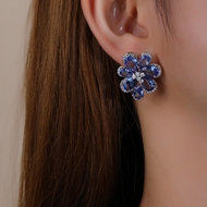 Picture of Luxury Flower Big Stud Earrings in Exclusive Design