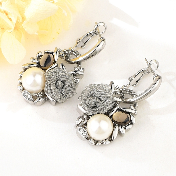 Picture of Filigree Flowers & Plants Zinc Alloy Dangle Earrings