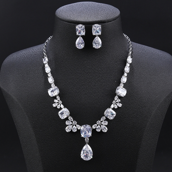 Picture of Famous Cubic Zirconia Party 2 Piece Jewelry Set
