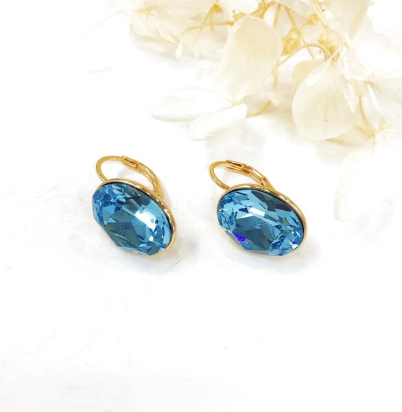 Picture of Filigree Swarovski Element Party Chandelier Earrings